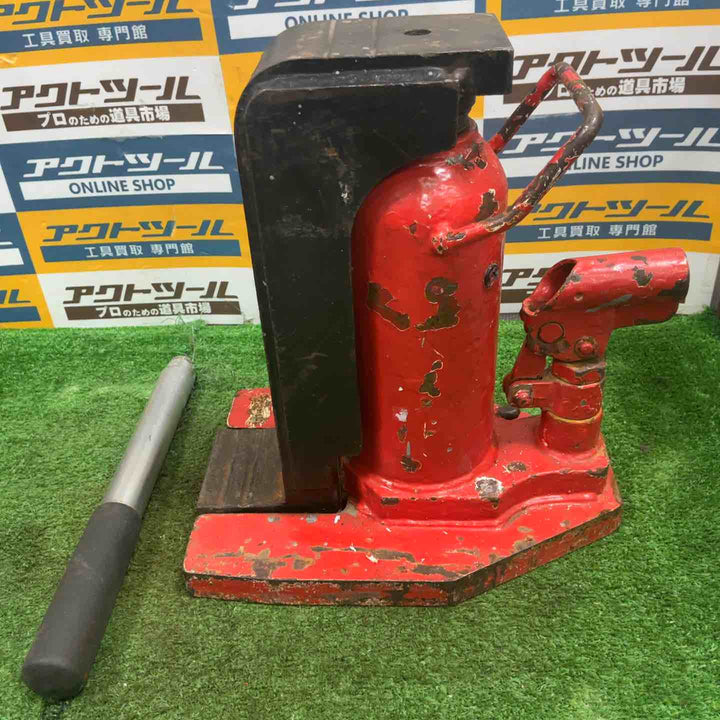 ◇イーグル(EAGLE) レバー回転・安全弁付爪つきジャッキ 爪能力5ｔ G-100【草加店】