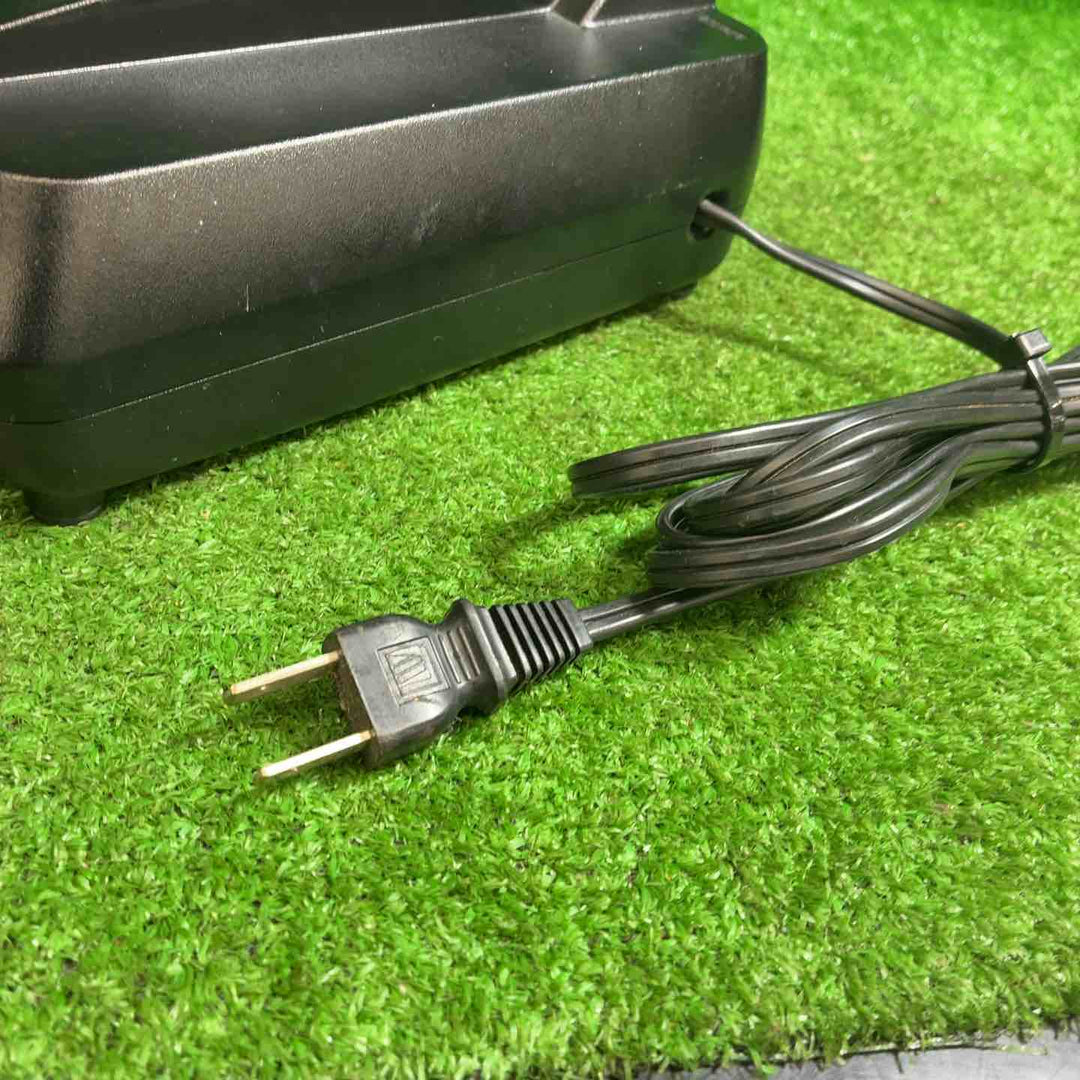 【藤沢店】【中古】マキタ(makita) 2口急速充電器 DC18RD