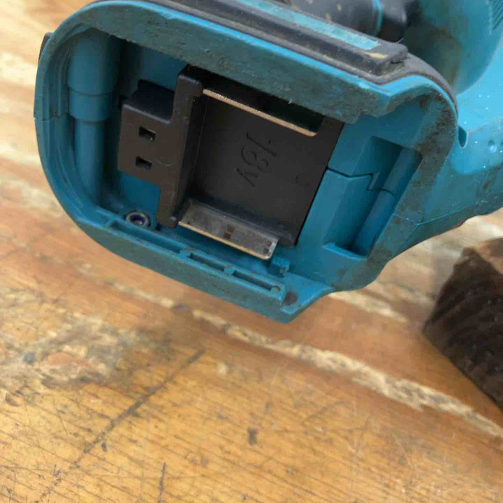 ◇マキタ(makita) コードレスレシプロソー BJR182(海外モデル) JR186D同等　本体のみ【柏店】