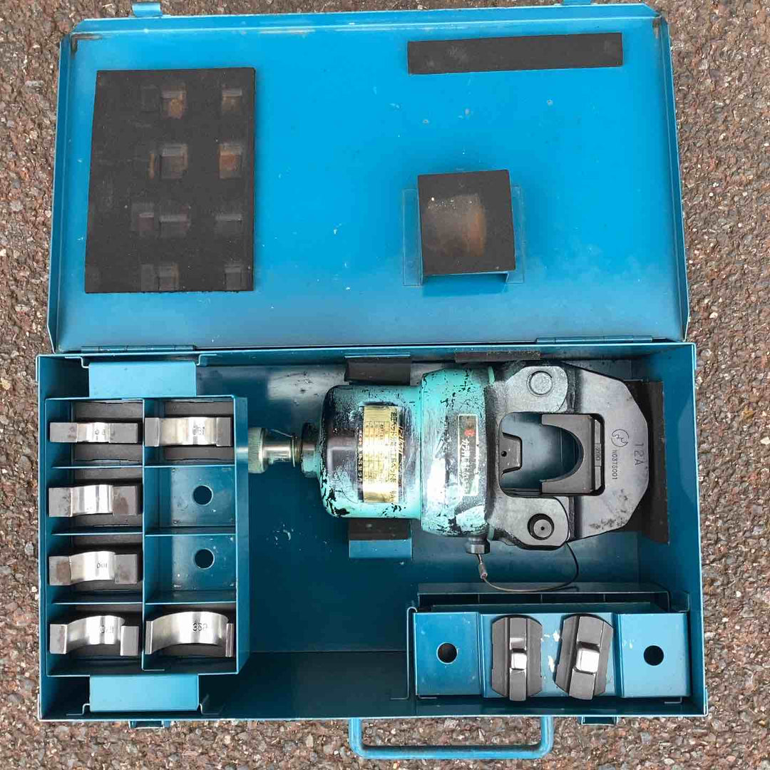 ◇泉精器(IZUMI) 電動リモコン式油圧ポンプ R14E-F 油圧ヘッド分離式工具 12号K-1+12号A+ネグロス チャンネルカッター MAKE-DC1セット【越谷店】
