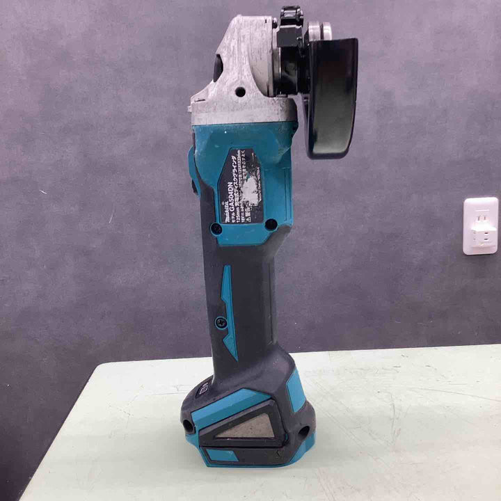 ☆マキタ(makita) 125mmコードレスディスクグラインダ GA504DZN (GA504DN)【越谷店】