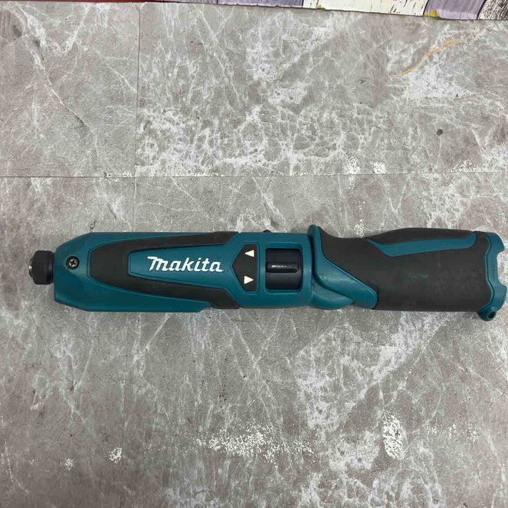☆マキタ(makita) コードレスペンインパクトドライバー TD021DZ【八潮店】