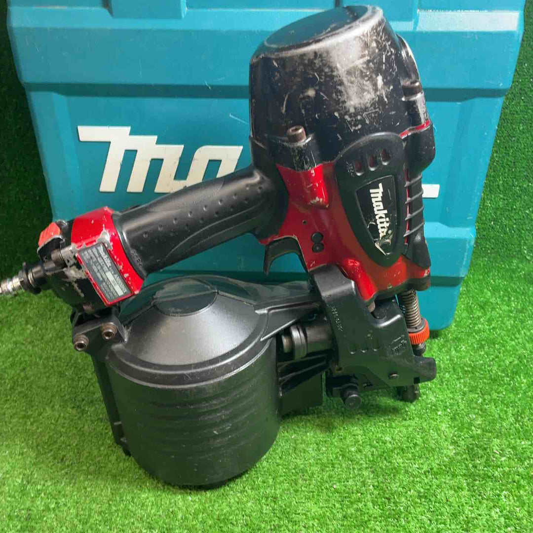 ★マキタ(makita) 高圧エア釘打ち機 AN900HX【藤沢店】