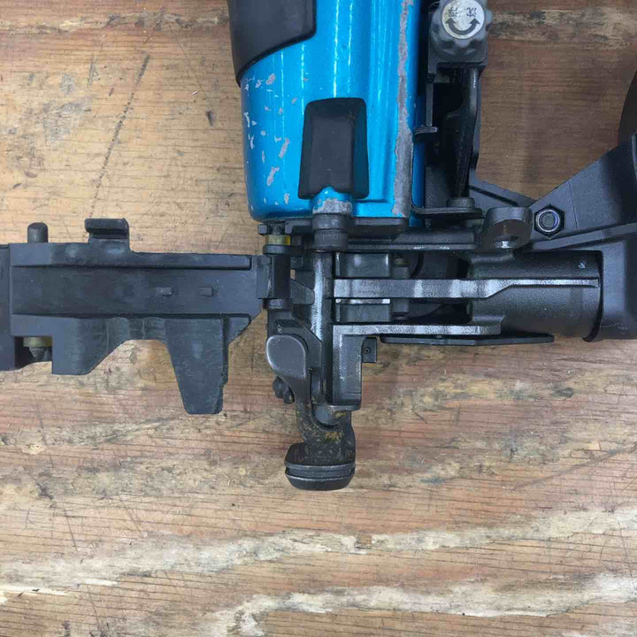 【中古品】★マキタ(makita) 高圧エアネジ打ち機 ビス打ち機 AR411HRM【柏店】