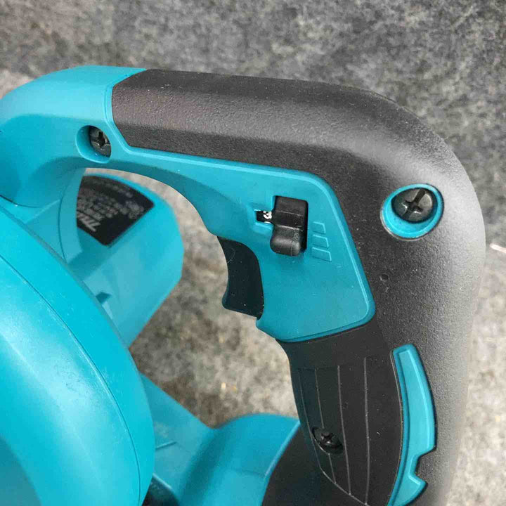 ★マキタ(makita) コードレスブロワ UB185DZ【鴻巣店】