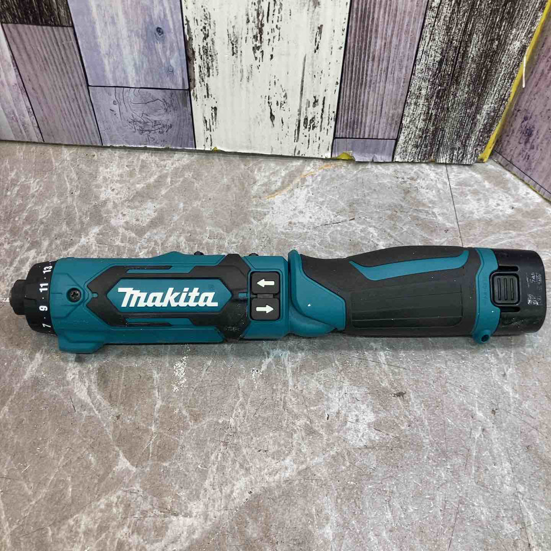 ★マキタ(makita) コードレスドリルドライバー DF012DSHX【八潮店】