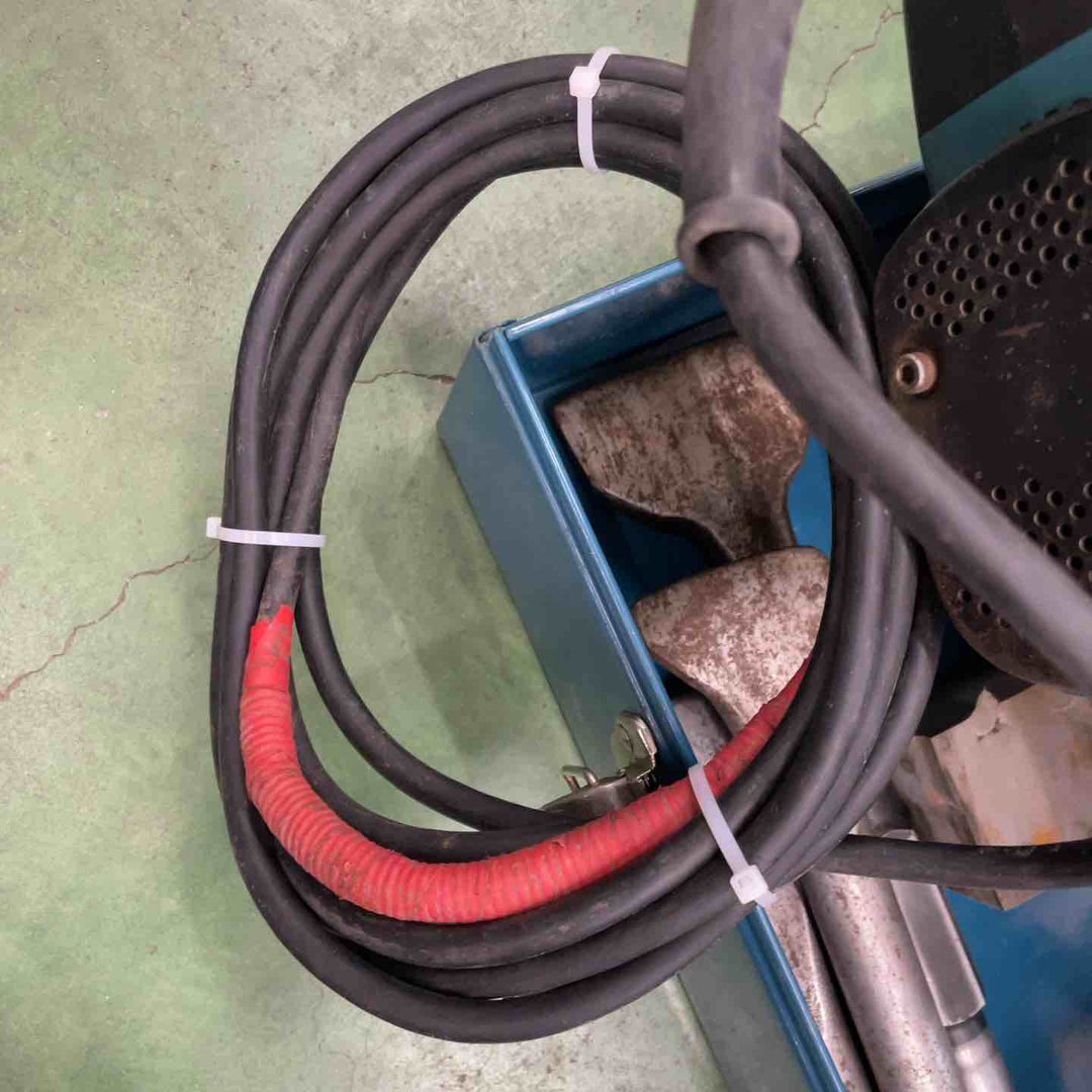 マキタ(makita) ハンマ HM1304【桶川店】