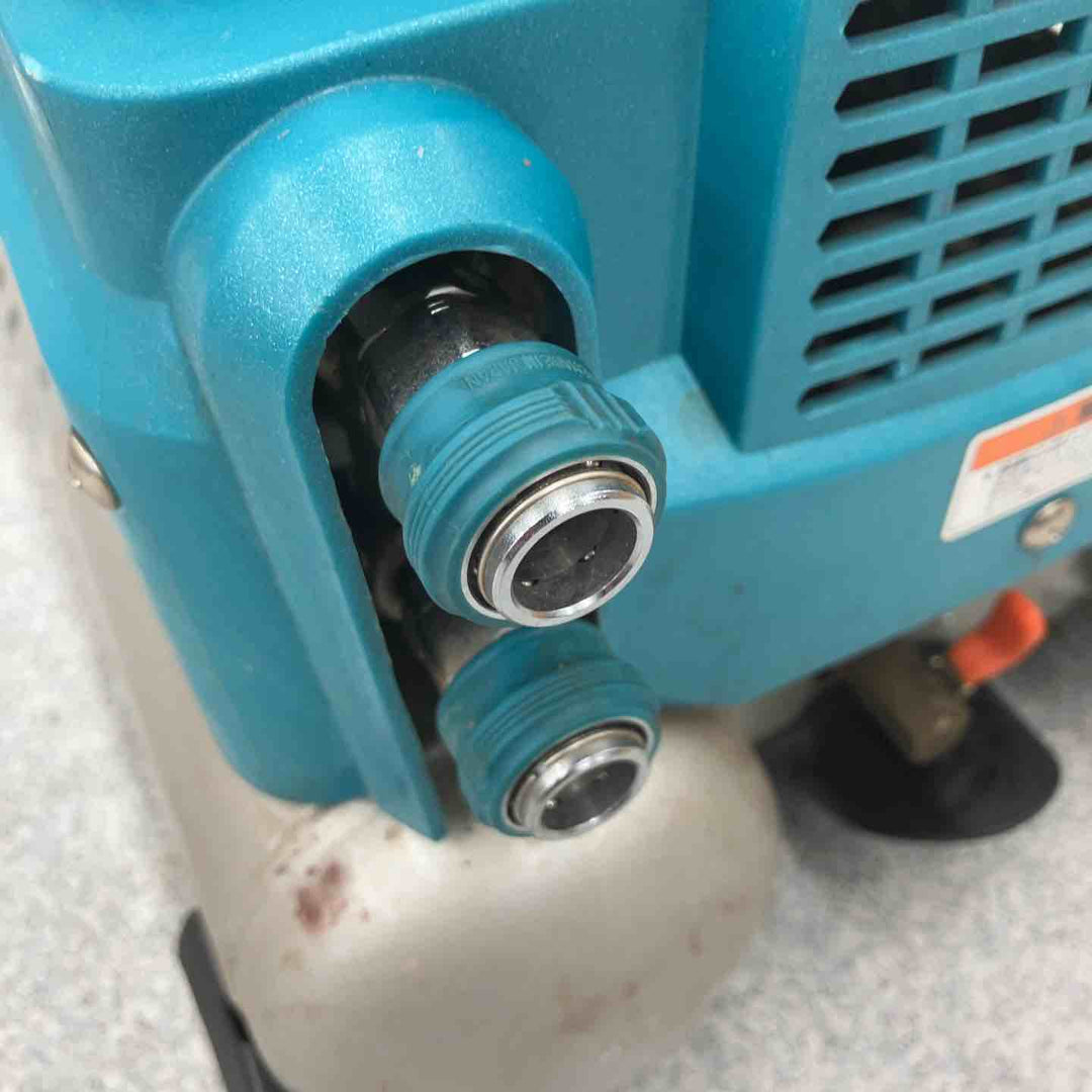 ★マキタ(makita) エアコンプレッサー AC461XS【八潮店】