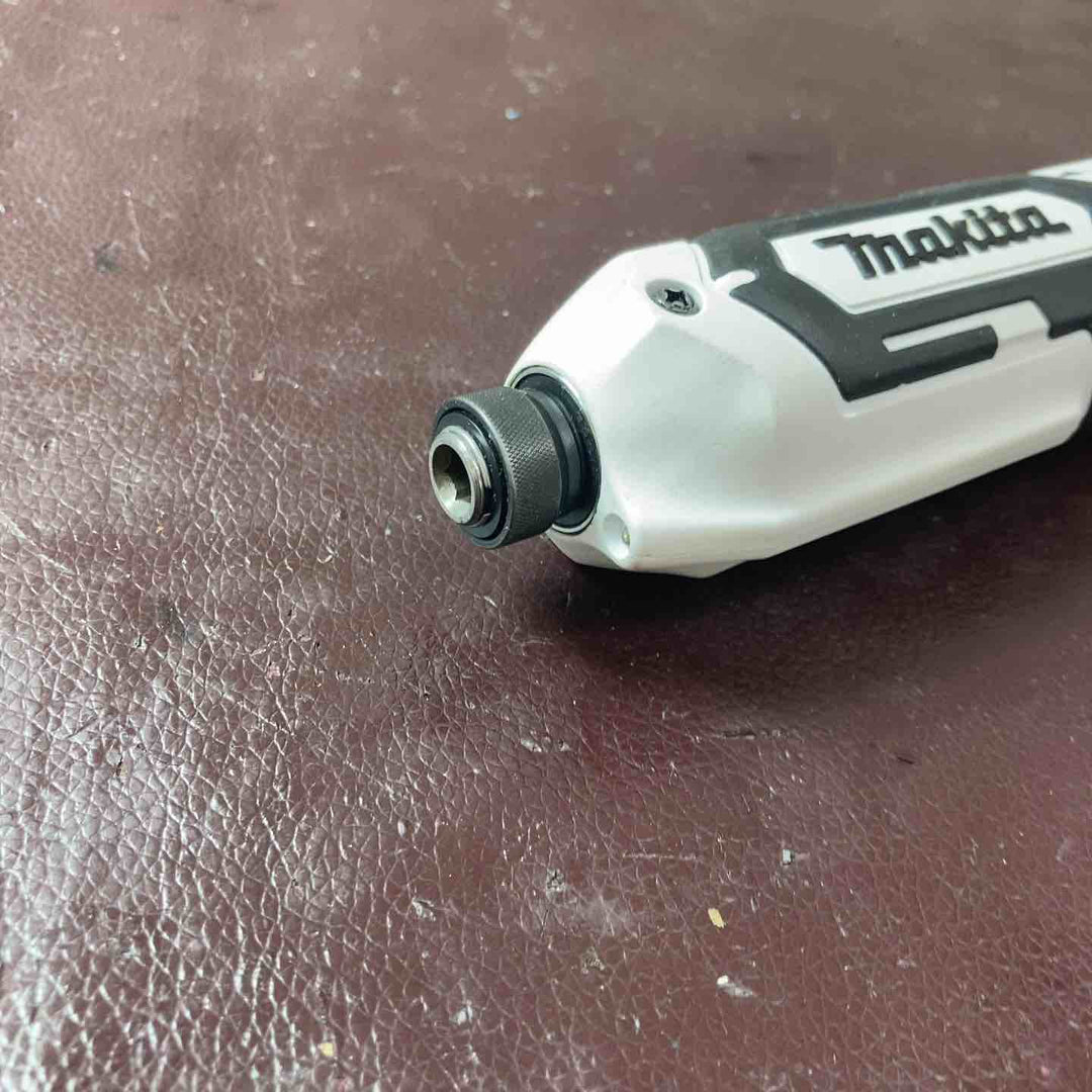 【中古品】★マキタ(makita) コードレスペンインパクトドライバー TD022DSHXW【東大和店】