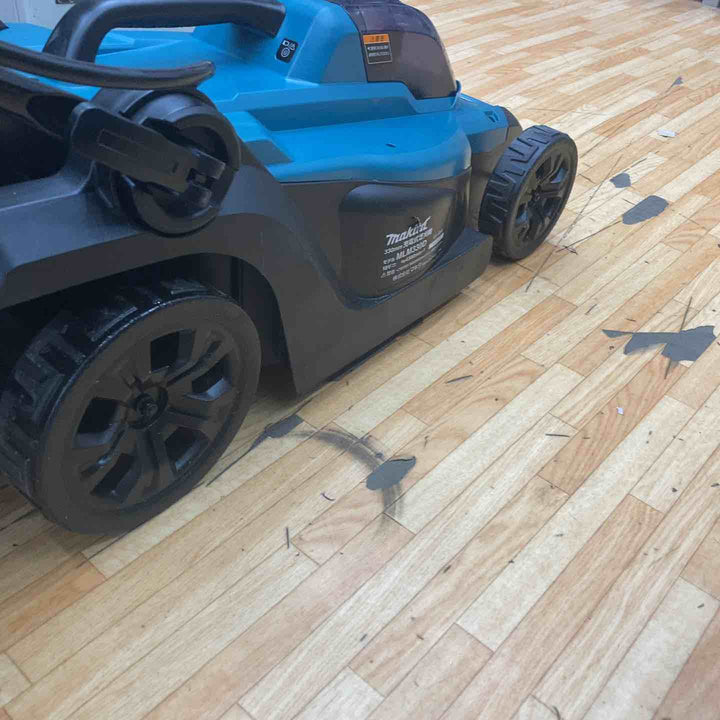 【店頭受取り限定】マキタ(Makita) 330ミリ充電式芝刈機  MLM330DZ 18V【柏店】