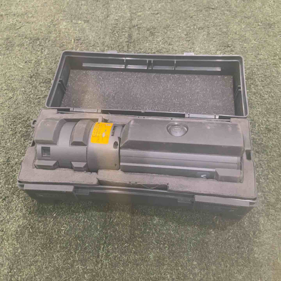 ◇パナソニック(Panasonic) レーザー墨出し器  壁十文字タイプ グリーンレーザー BTL4100 墨出し名人ケータイGL 動作確認済【川口店】