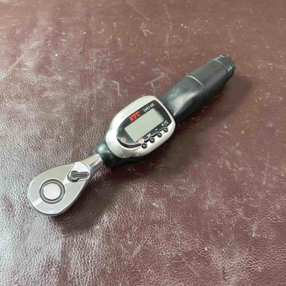 【中古品】京都機械工具(KTC) デジラチェ GWE3-060 デジタル式トルクレンチ【東大和店】