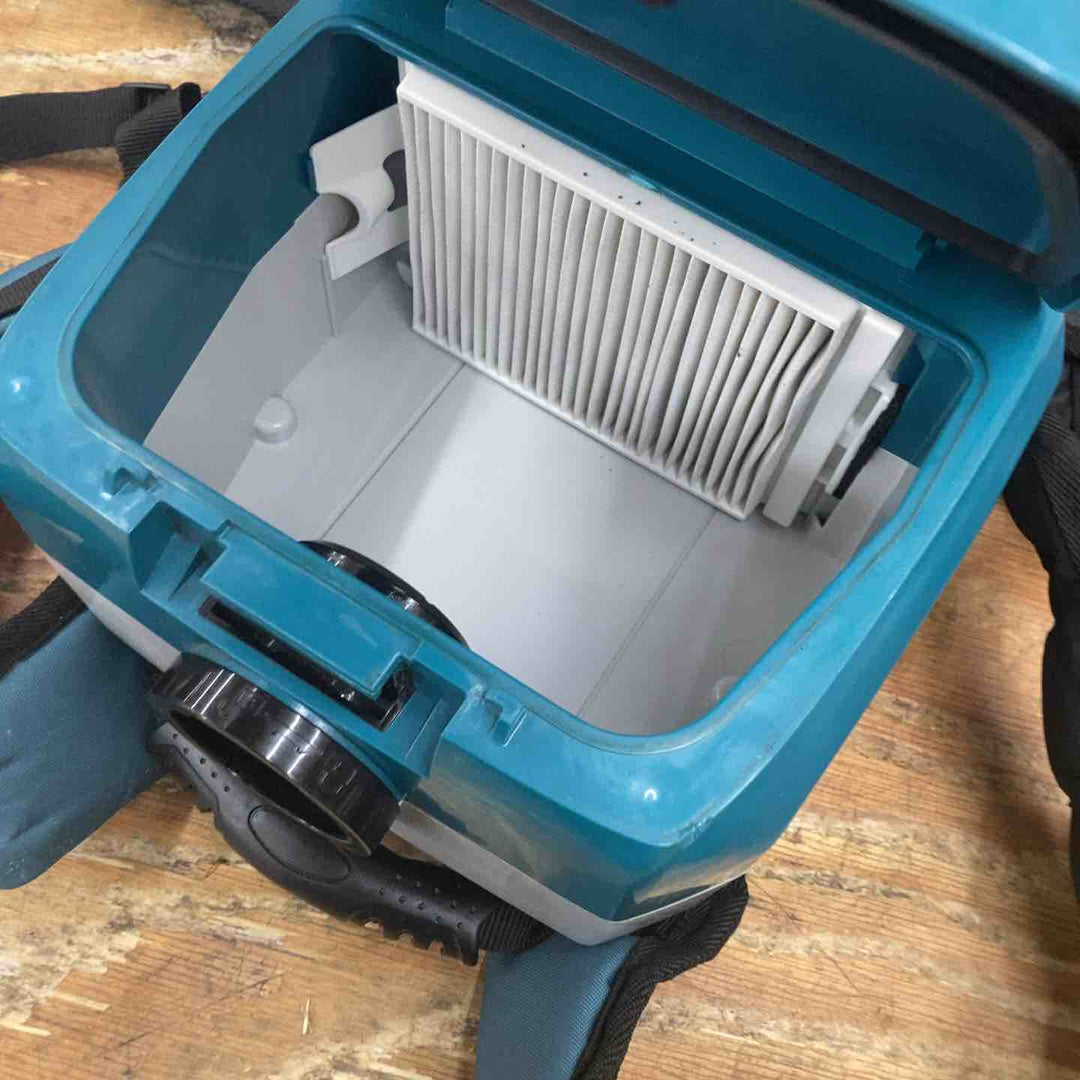 ★マキタ(makita) コードレス背負式クリーナー VC261DZ【柏店】
