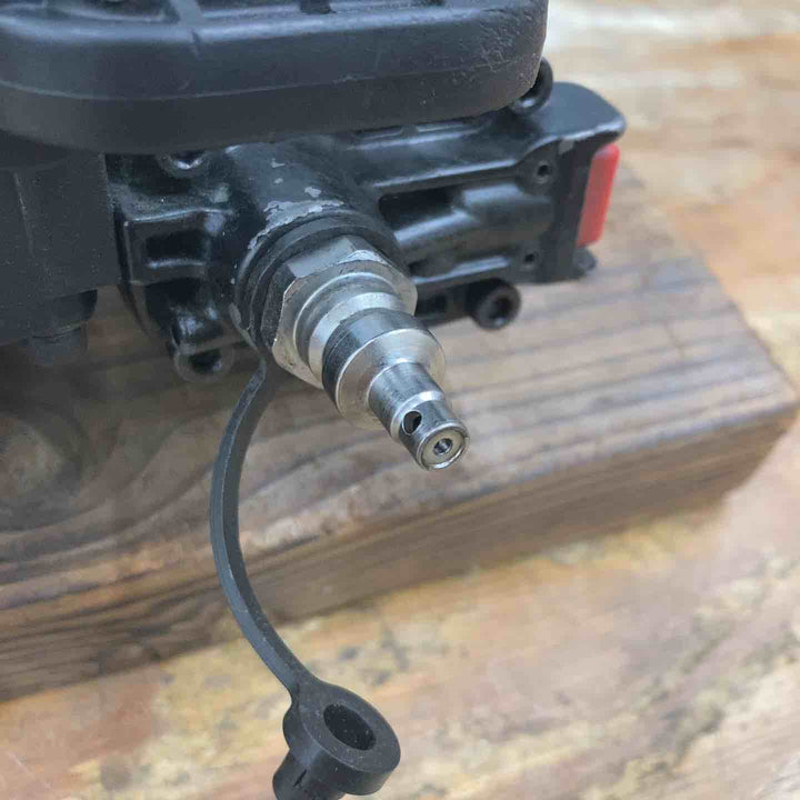 【中古品】★マキタ(makita) 高圧エアネジ打ち機 ビス打ち機 AR411HRM【柏店】