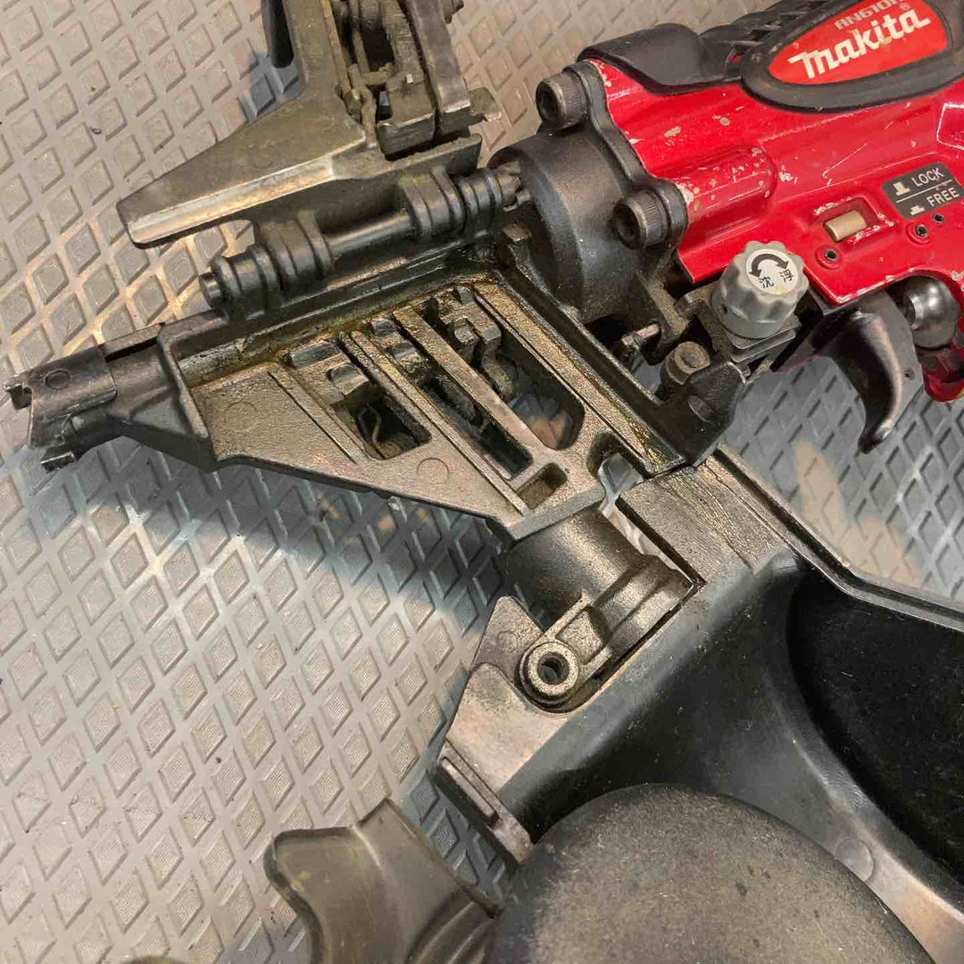 【中古品】マキタ(makita)  高圧エア釘打ち機 AN610H【所沢店】