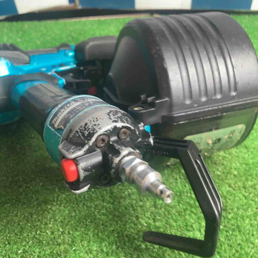 ★マキタ(makita) 高圧エア釘打ち機 AN633HM【草加店】