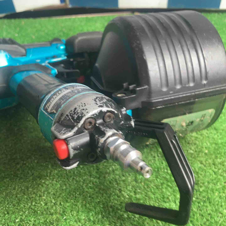 ★マキタ(makita) 高圧エア釘打ち機 AN633HM【草加店】