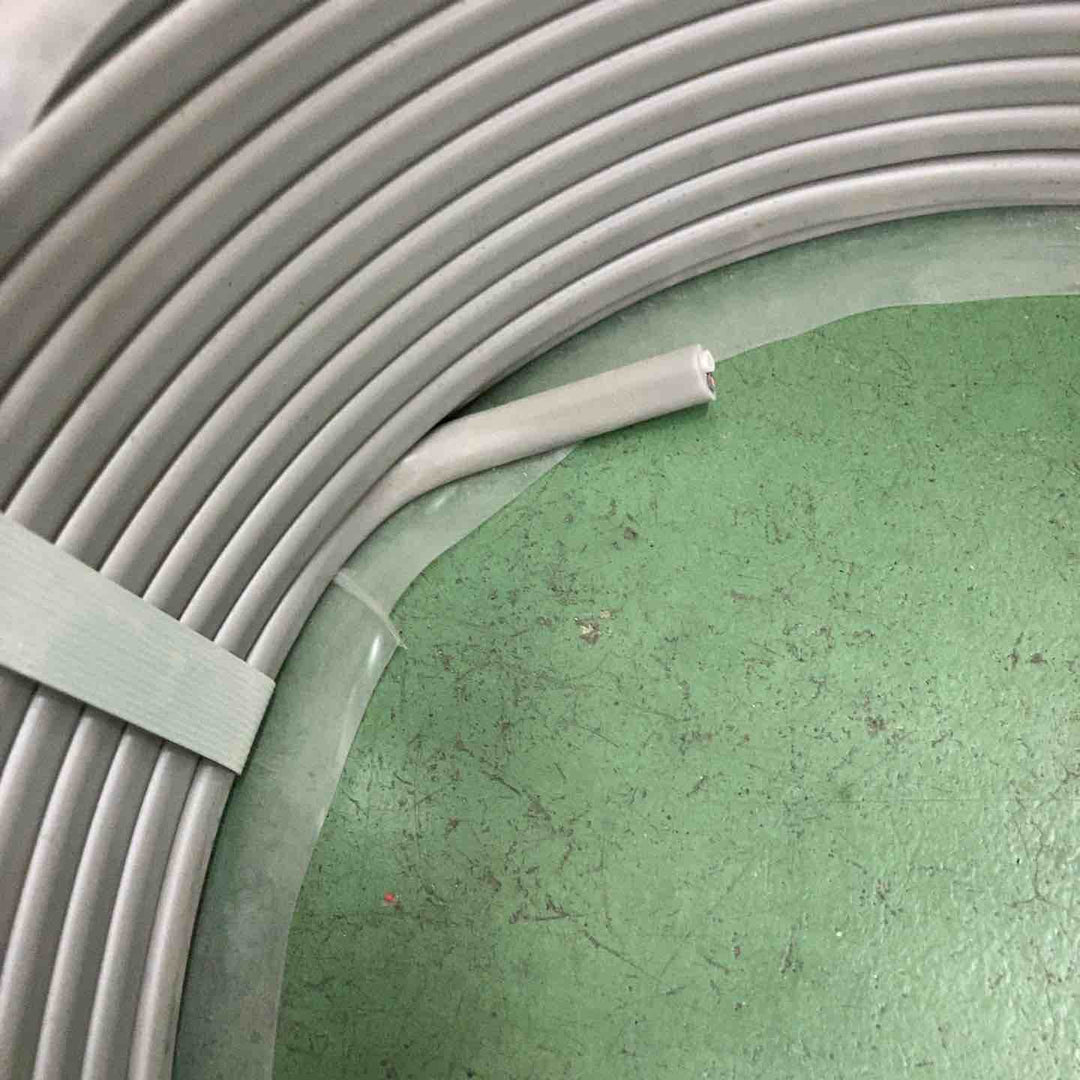 SFCC VVF LFV 2×2.0mm 100m 灰（黒・白）1巻 製造：令和6年8月【桶川店】