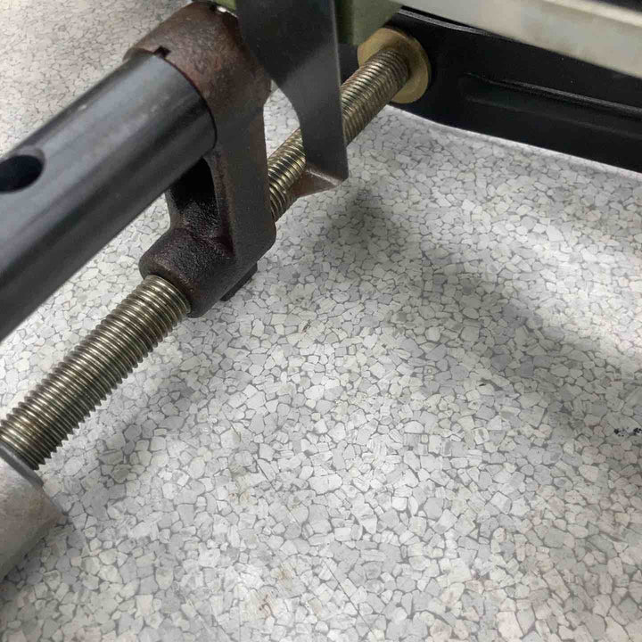 【中古品 美品】◇マキタ makita 大入レルーター  2516【八潮店】