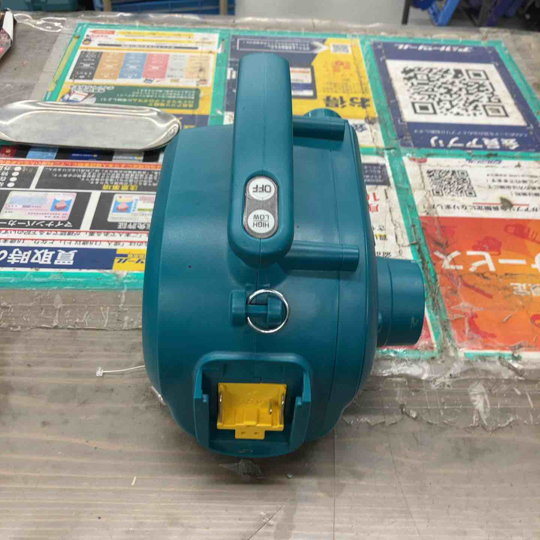 ☆マキタ(makita) 18Vコードレス集じん機 VC350DZ 本体+集じん袋+ホース【戸田店】