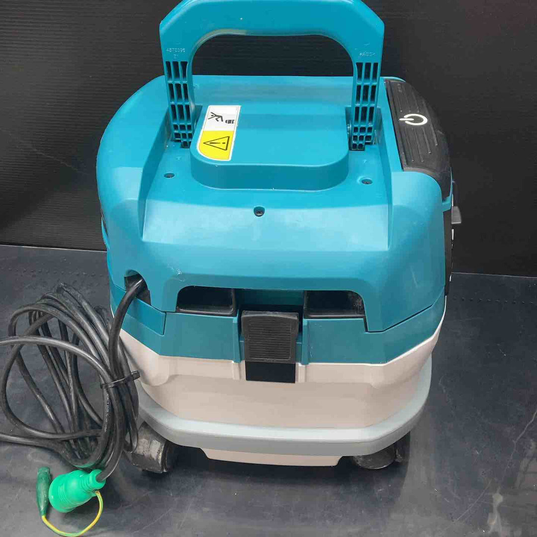 ★マキタ(makita) 集じん機 乾湿両用 VC0820【川越店】