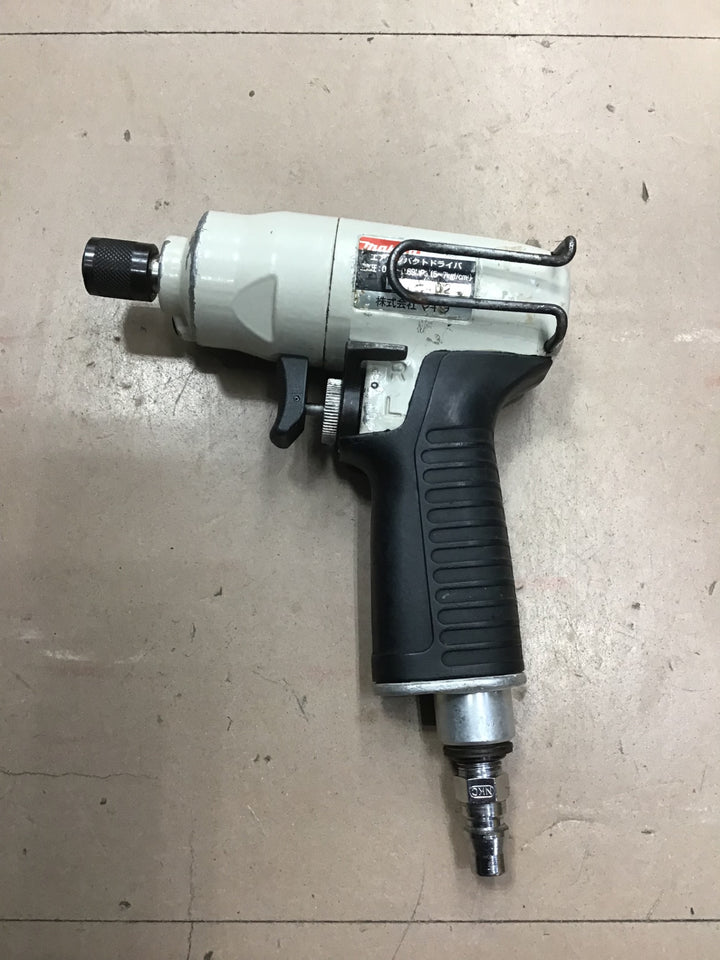 〇マキタ(makita) 常圧エアインパクトドライバ AD603【草加店】