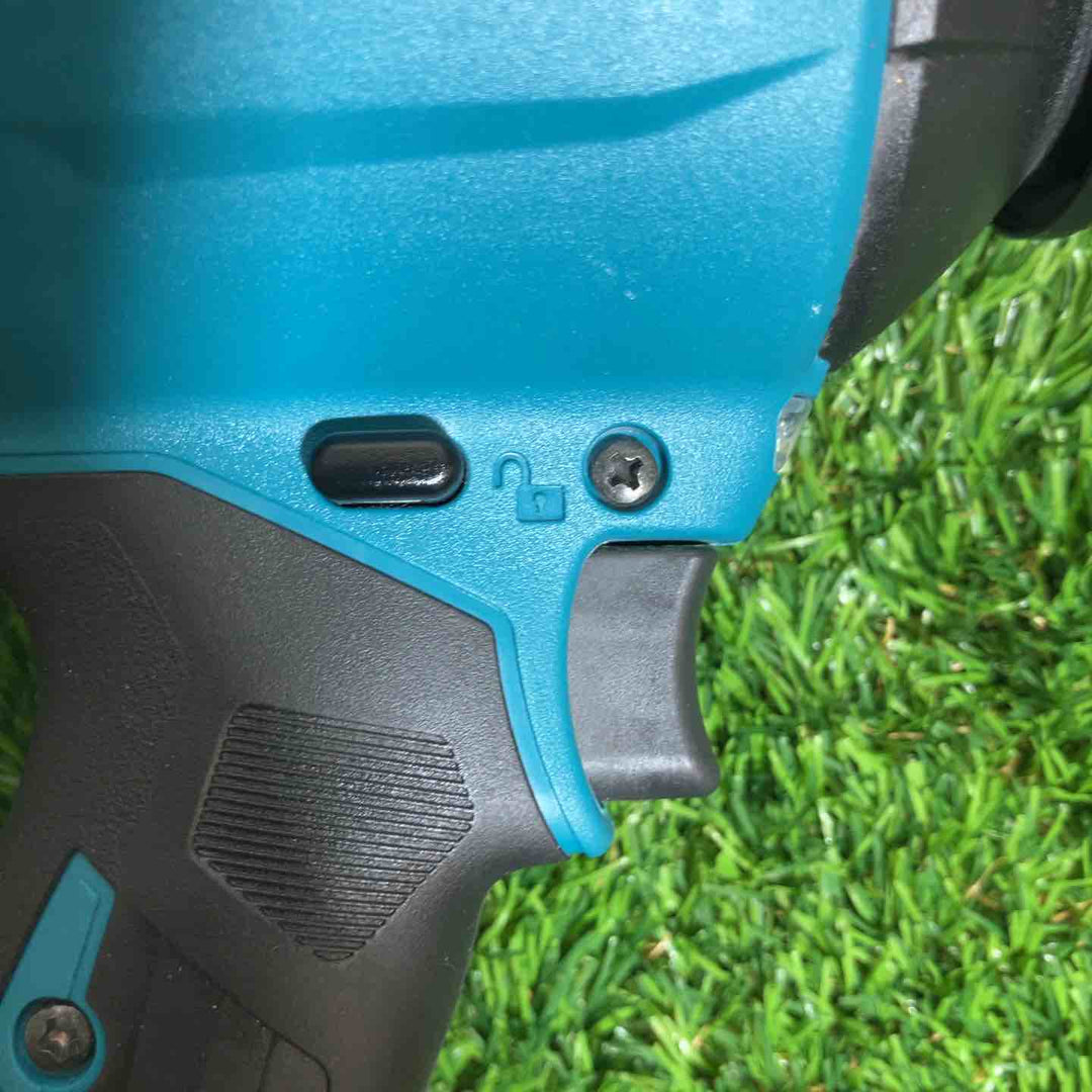 ★マキタ(makita)18Vコードレスエアダスタ AS180DZ 本体のみ ロングノズルセット付【戸田店】