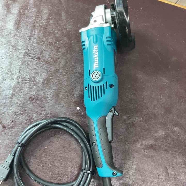 【中古品】☆マキタ(makita) 150mm電子ディスクグラインダ GA6021C【東大和店】