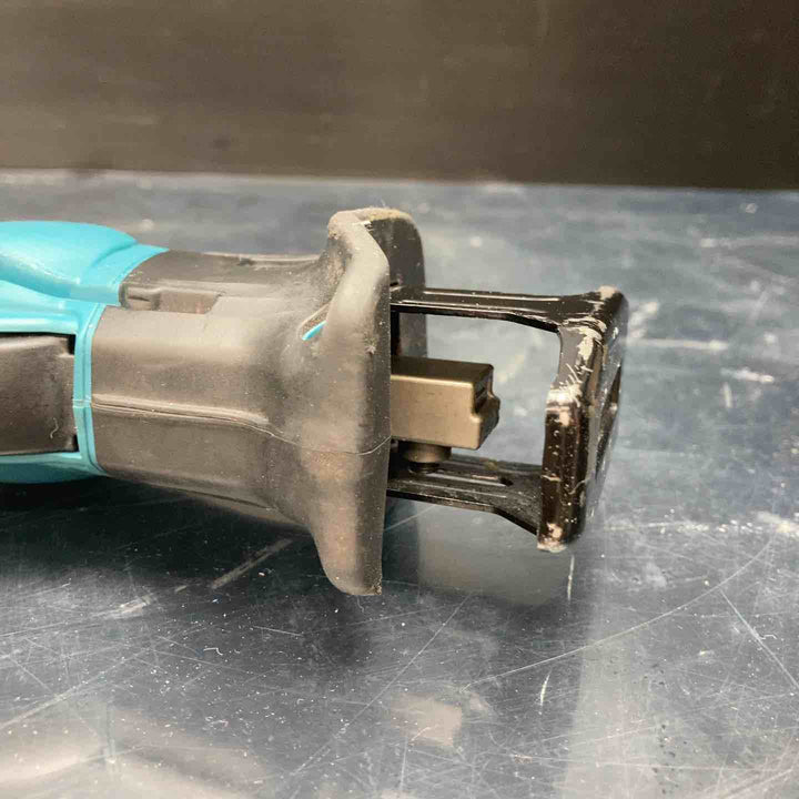 ★マキタ(makita) コードレスレシプロソー JR101DW【川越店】