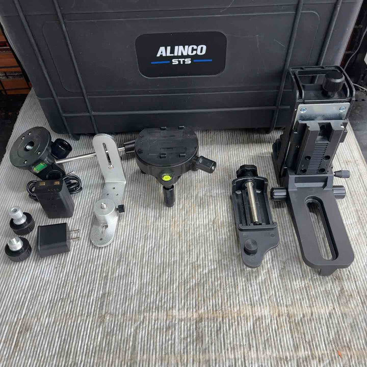◇STS(ALINCO) フルライングリーンレーザー墨出し器 ALC-44G【草加店】