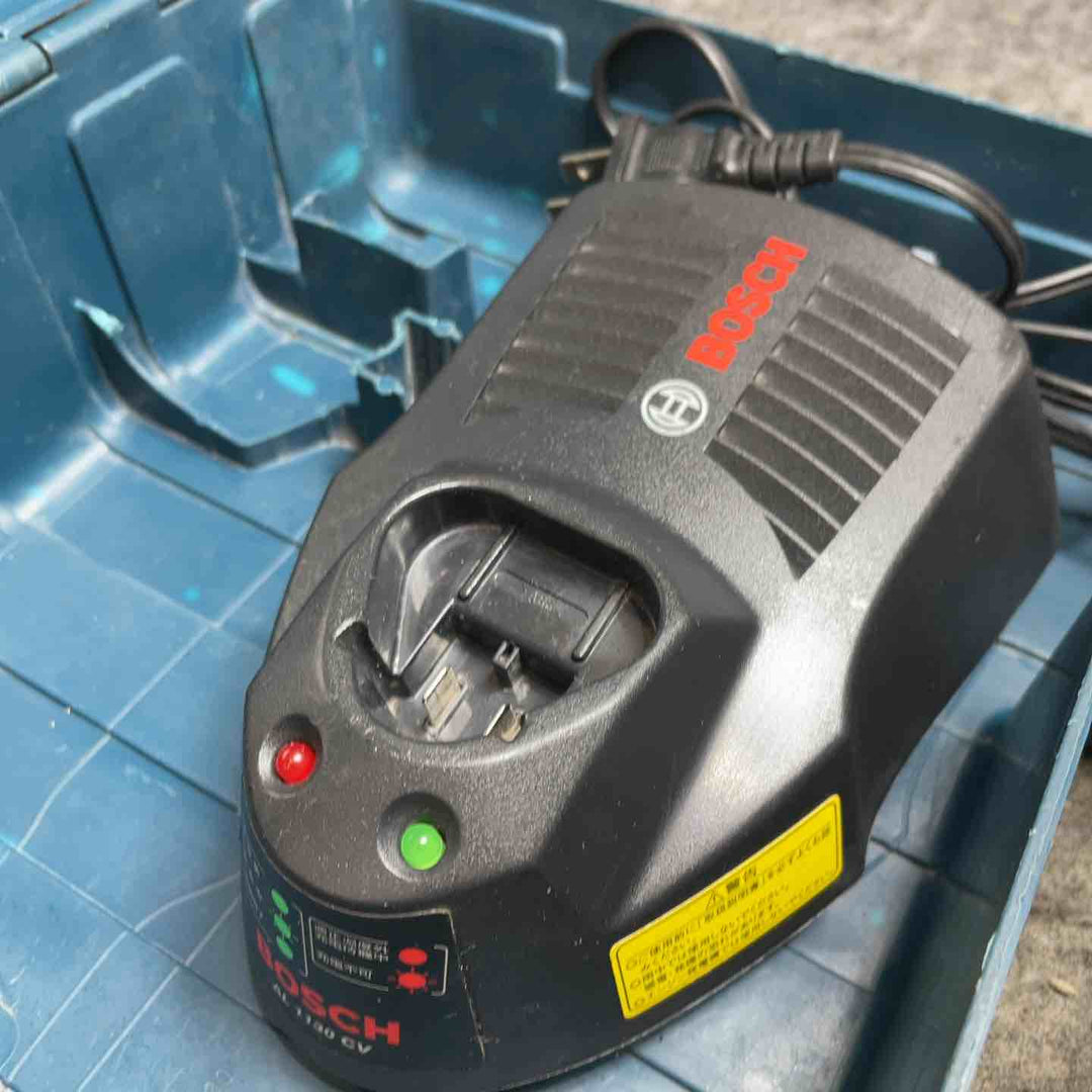 BOSCH(ボッシュ) 10.8Vコードレスシェア GSC10.8V-LI バッテリー2個付き 【桶川店】