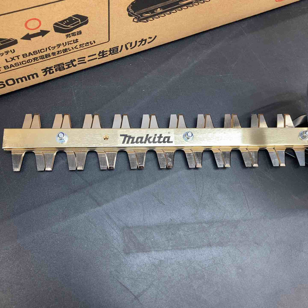 ◇マキタ(makita) 260mm 充電式ミニ生芝バリカン MUH269DB【川越店】