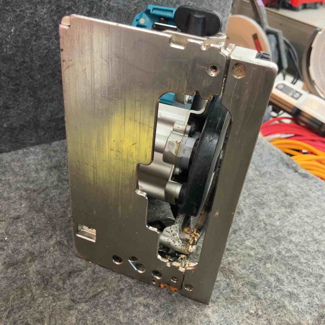 ★マキタ(makita) コードレス丸のこ HS475DZ【鴻巣店】