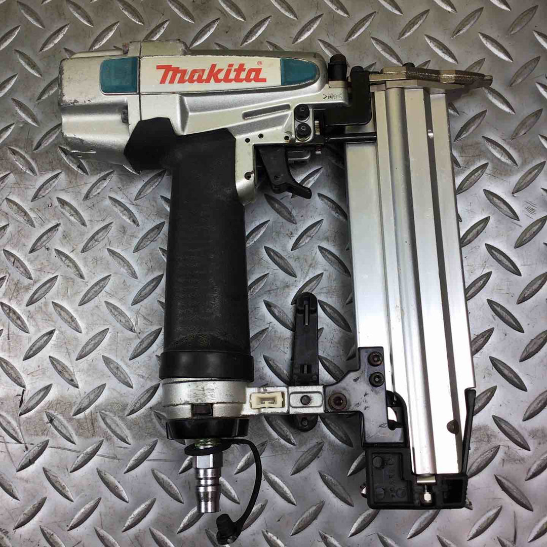 ★マキタ(makita) 常圧フィニッシュネイラ AF502N【川崎店】