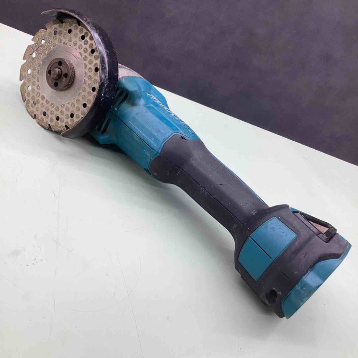☆マキタ(makita) 100mmコードレスディスクグラインダ GA404DZN (GA404DN)【越谷店】