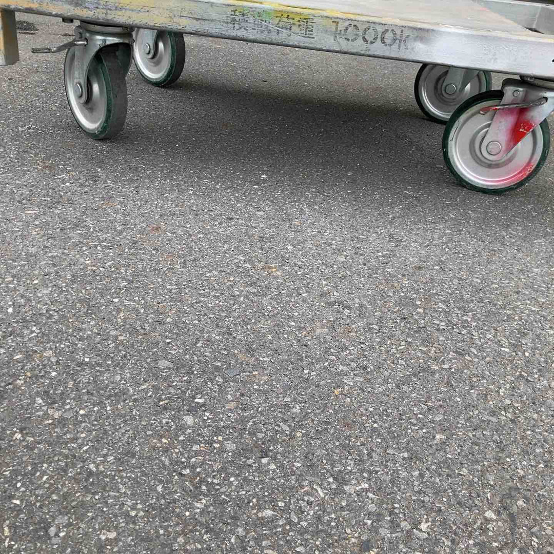 【店頭受取り限定】◇メーカー不明 台車 4輪 積載荷重1000kg【八潮店】