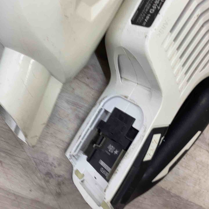 ◇マキタ(makita) コードレスクリーナー CL281FDZCW【越谷店】
