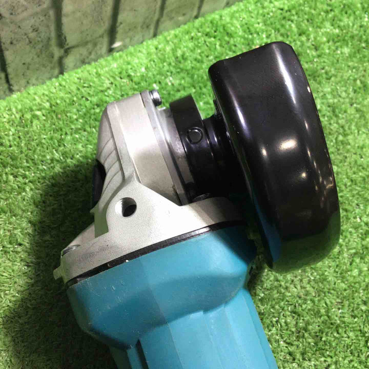 ☆マキタ(makita) 100mmディスクグラインダ 9533B【川口店】