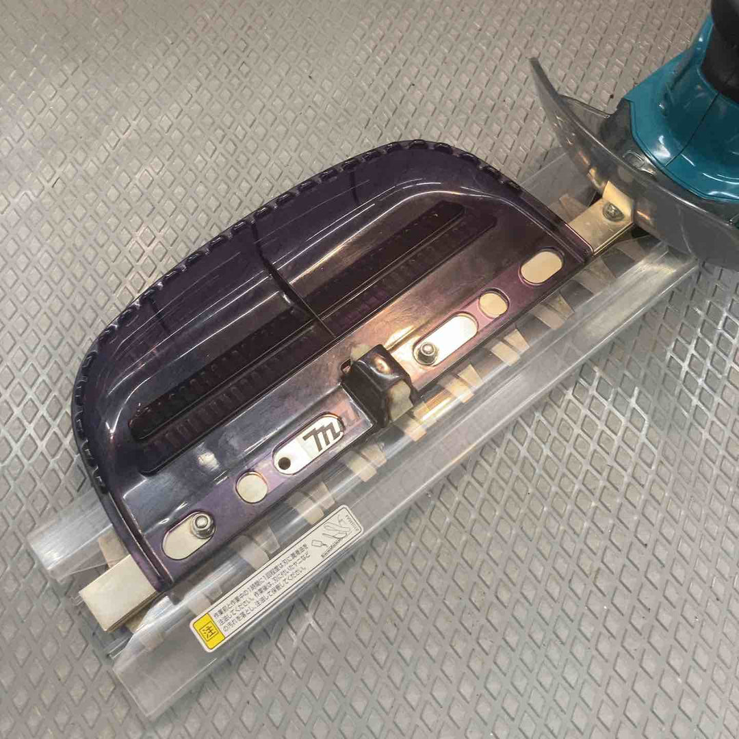 【中古品】マキタ(makita) コードレスミニ生垣バリカン MUH267DZ【所沢店】