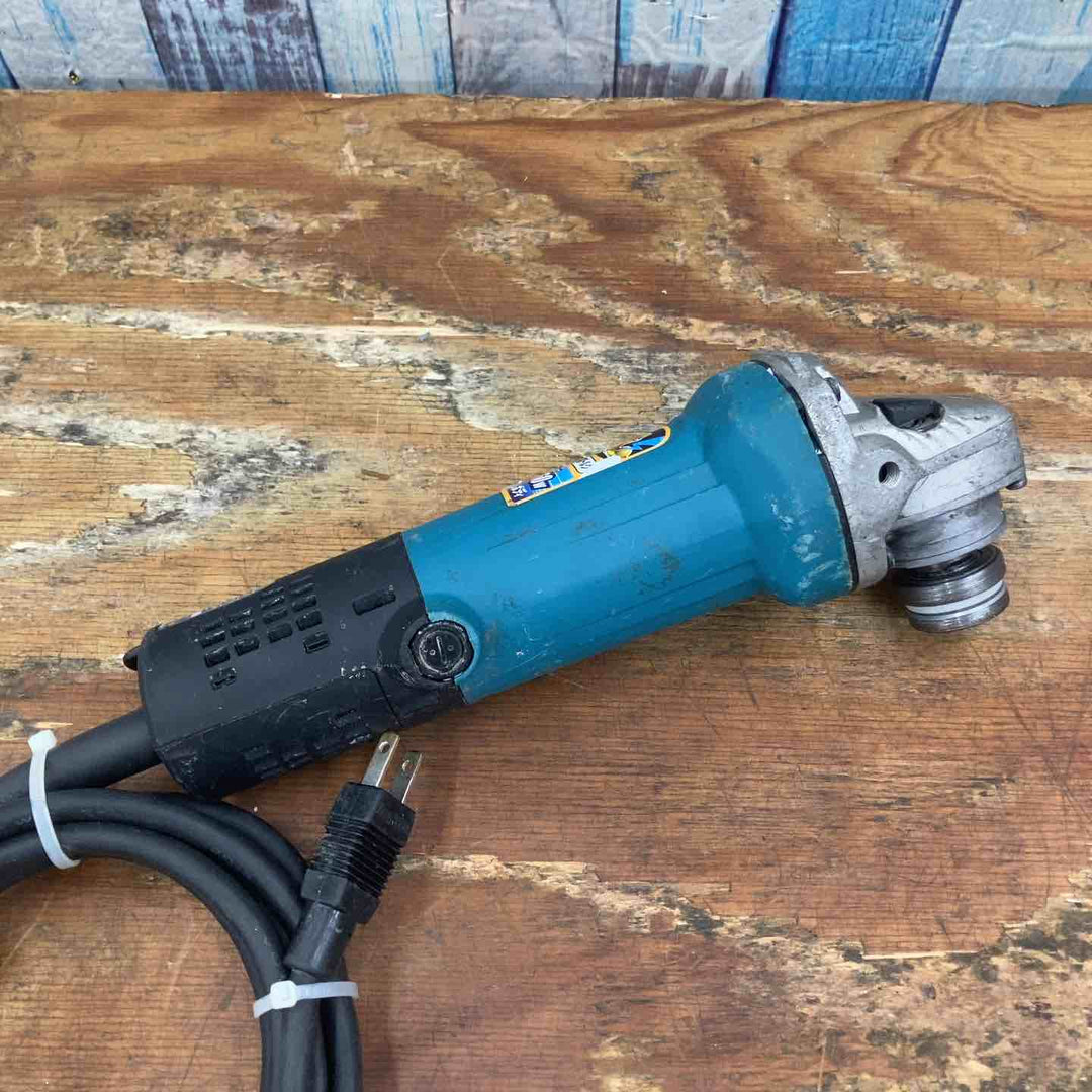 ☆マキタ(makita) 100mmディスクグラインダ 9533BL【柏店】
