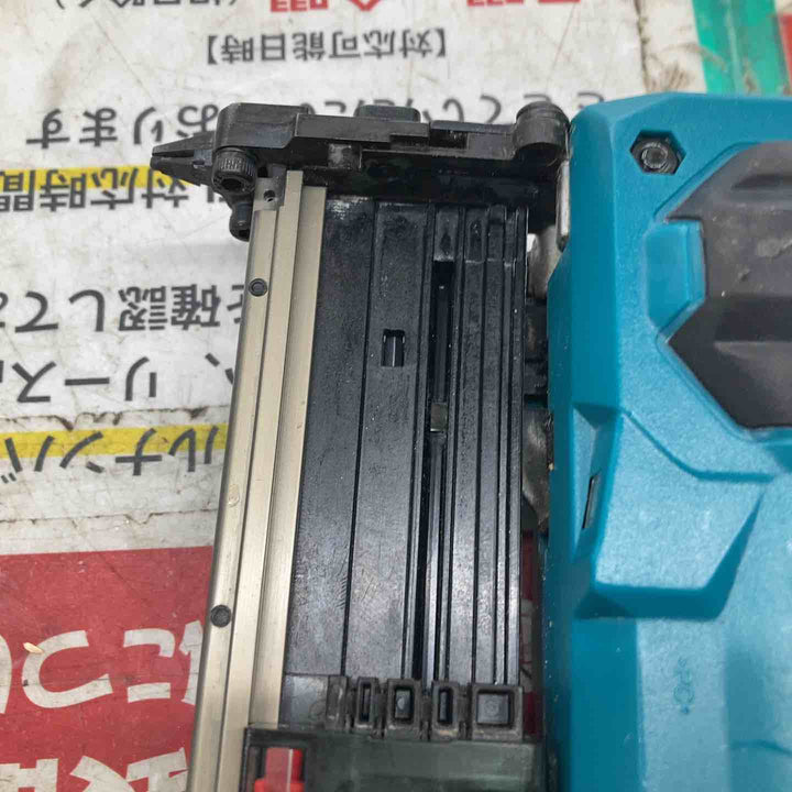 ◇マキタ(makita) 35mmコードレスピンネイラ PT001GZ【戸田店】