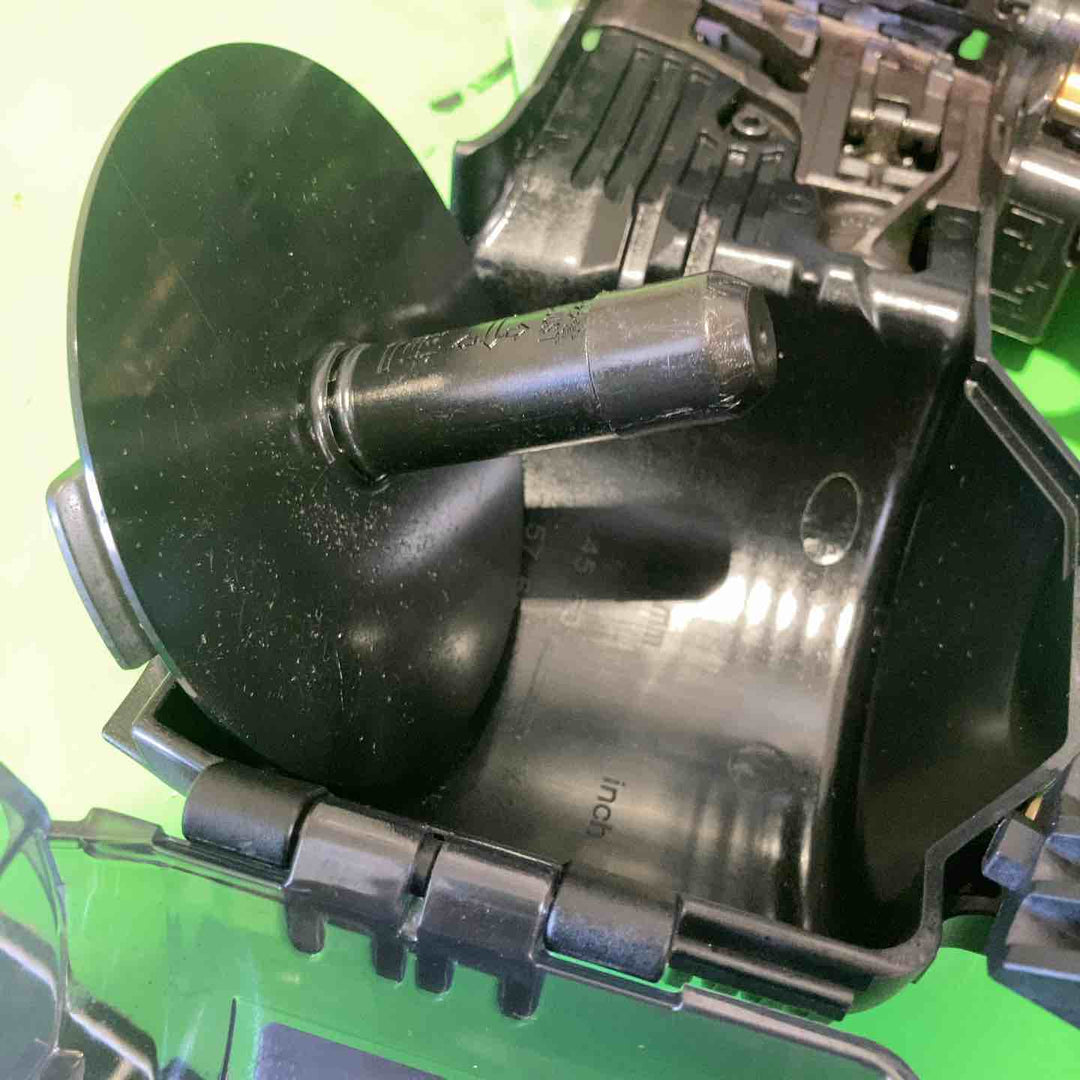 ★ハイコーキ(HIKOKI ※旧:日立工機) 高圧エア釘打ち機 NV90HR2(S)【町田店】