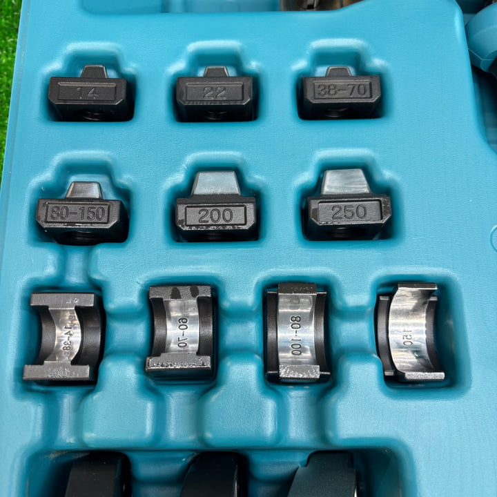 【未使用品】マキタ(makita) コードレス圧着機 TC300DRG【電材館越谷店】