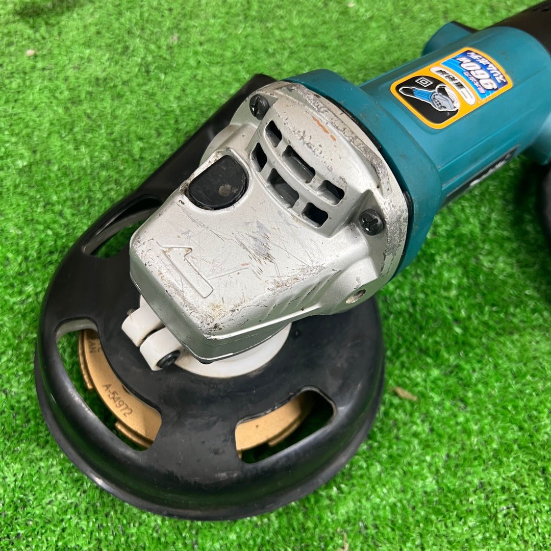〇マキタ(makita) 集塵カバー付きディスクサンダ 9533BSK　ホース付き【桶川店】