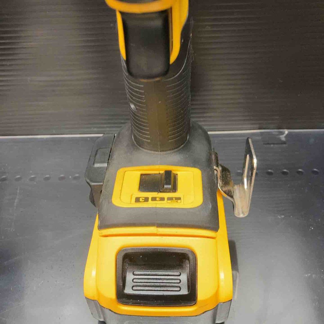 DEWALT 充電式インパクトドライバ DCF887 バッテリー1個、充電器、ケース付【川越店】