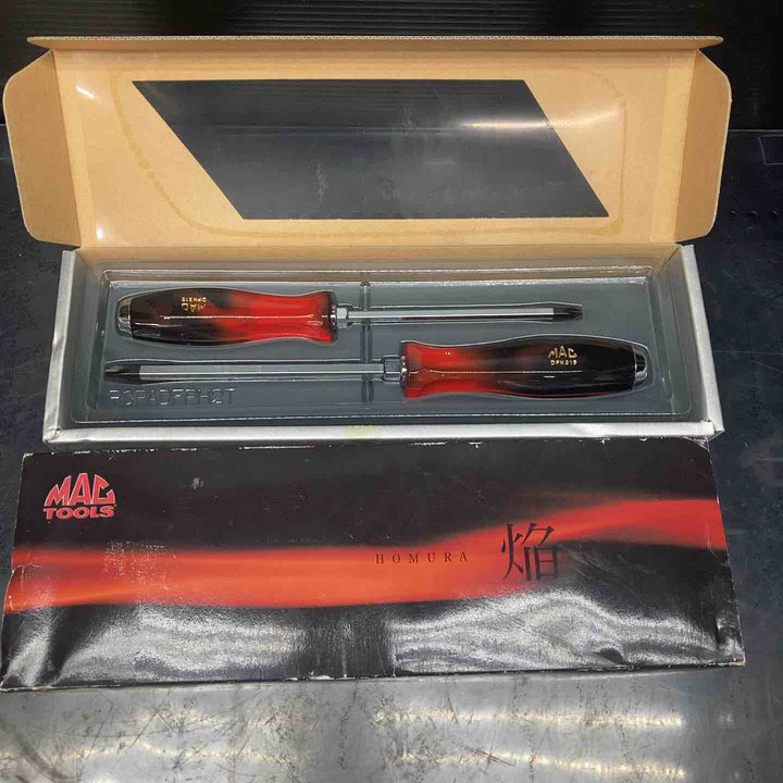 【未使用保管品】マックツール(MAC TOOLS) 2012年限定モデル 貫通ドライバー2本セット 焔(ほむら) ペンタグリップ【川越店】