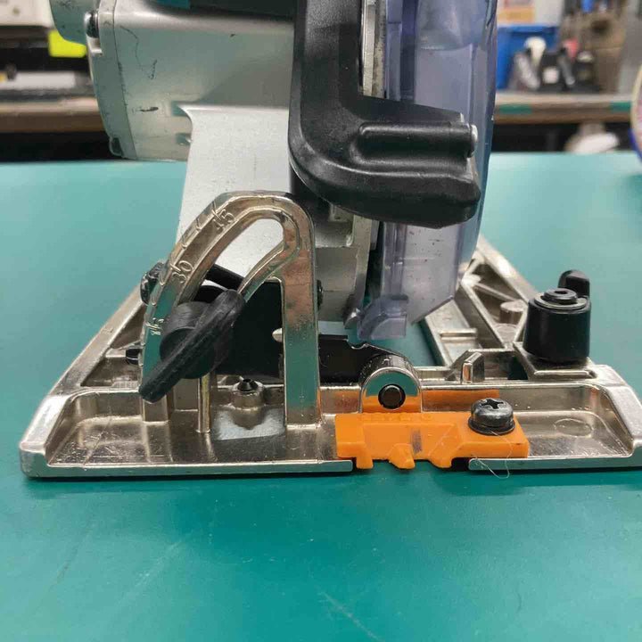 ★マキタ(makita) 防じん丸のこ KS5200FX　異音あり　本体のみ【戸田店】
