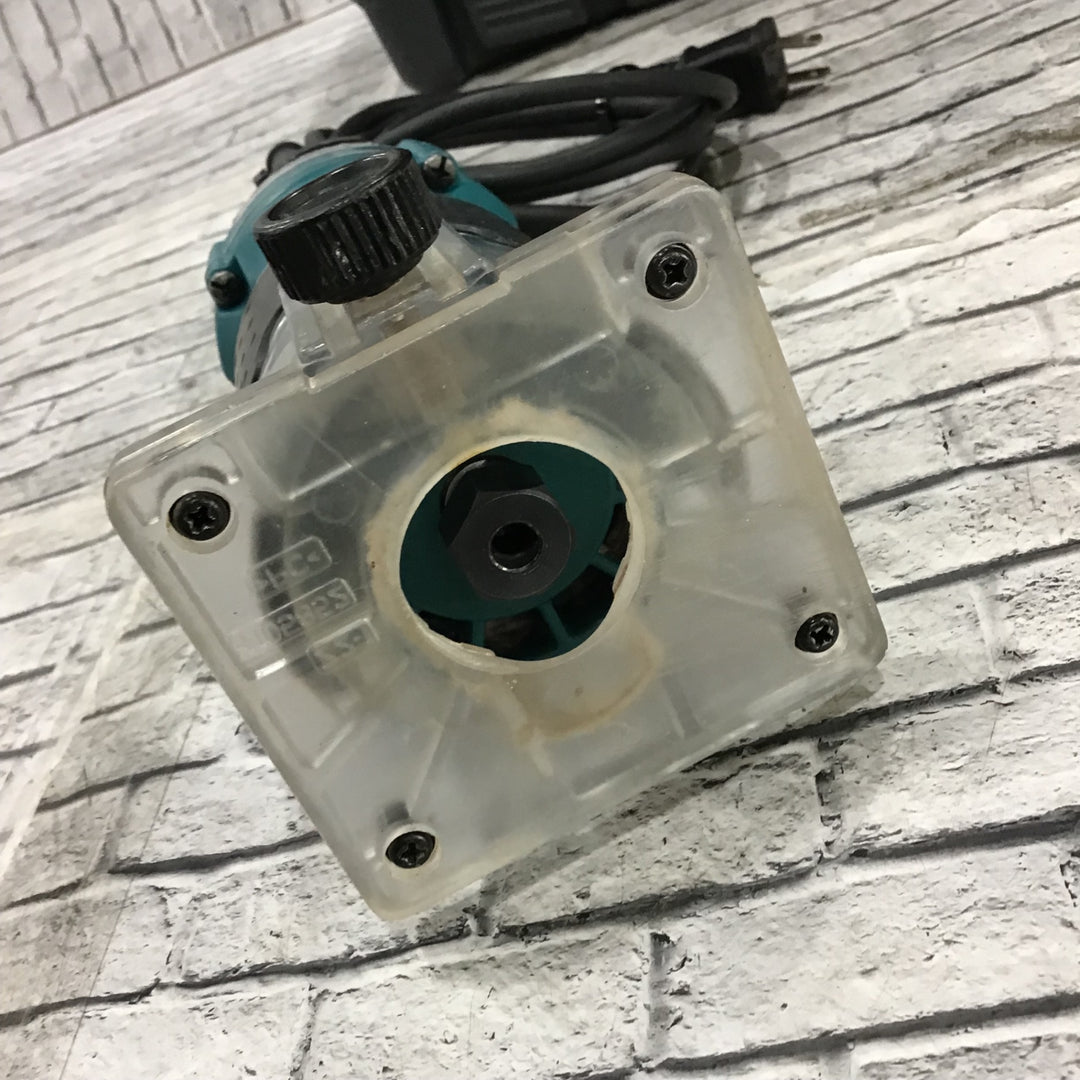☆マキタ(makita) 6mmトリマ 3709【川口店】