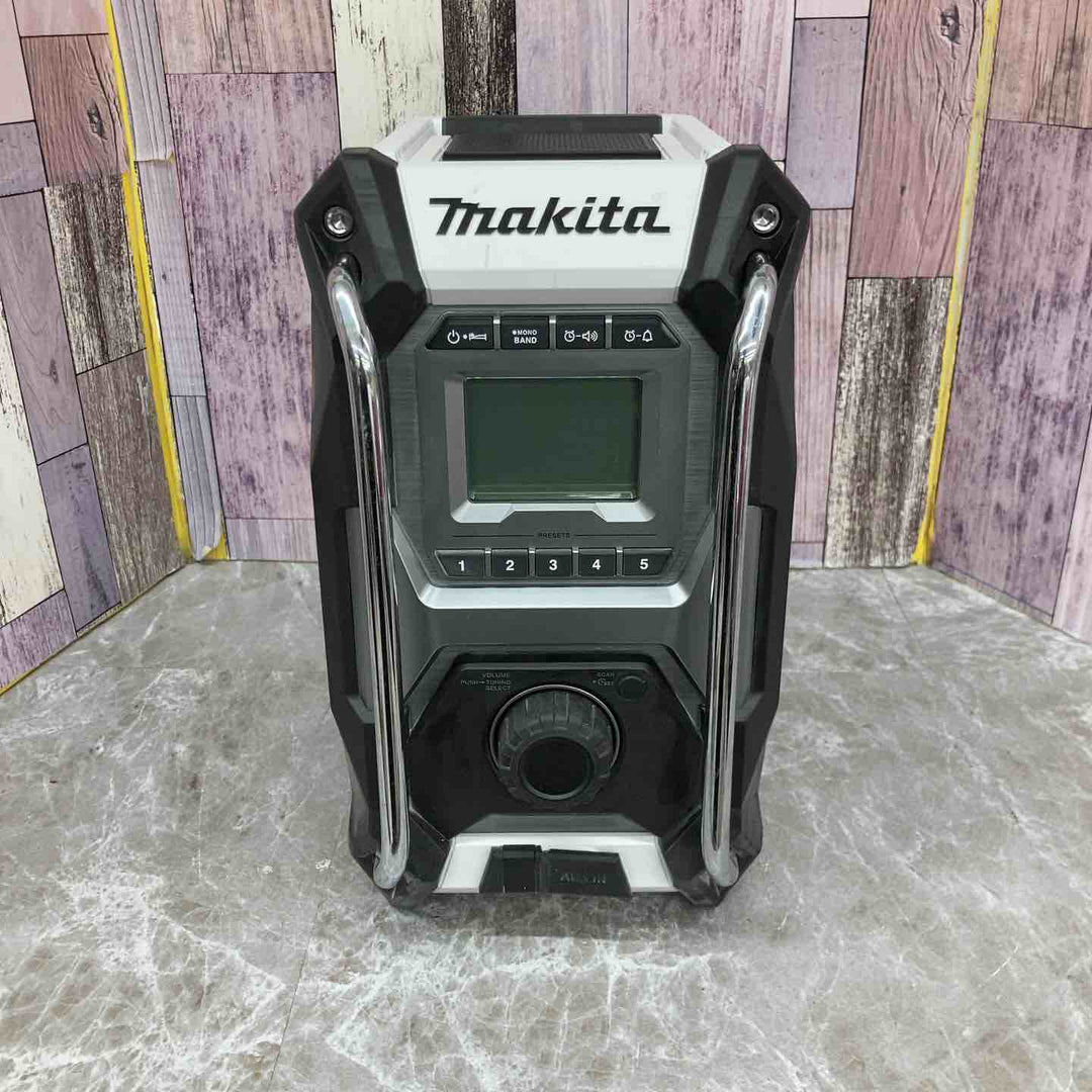 ◇マキタ(makita) コードレスラジオ MR001GZW【八潮店】