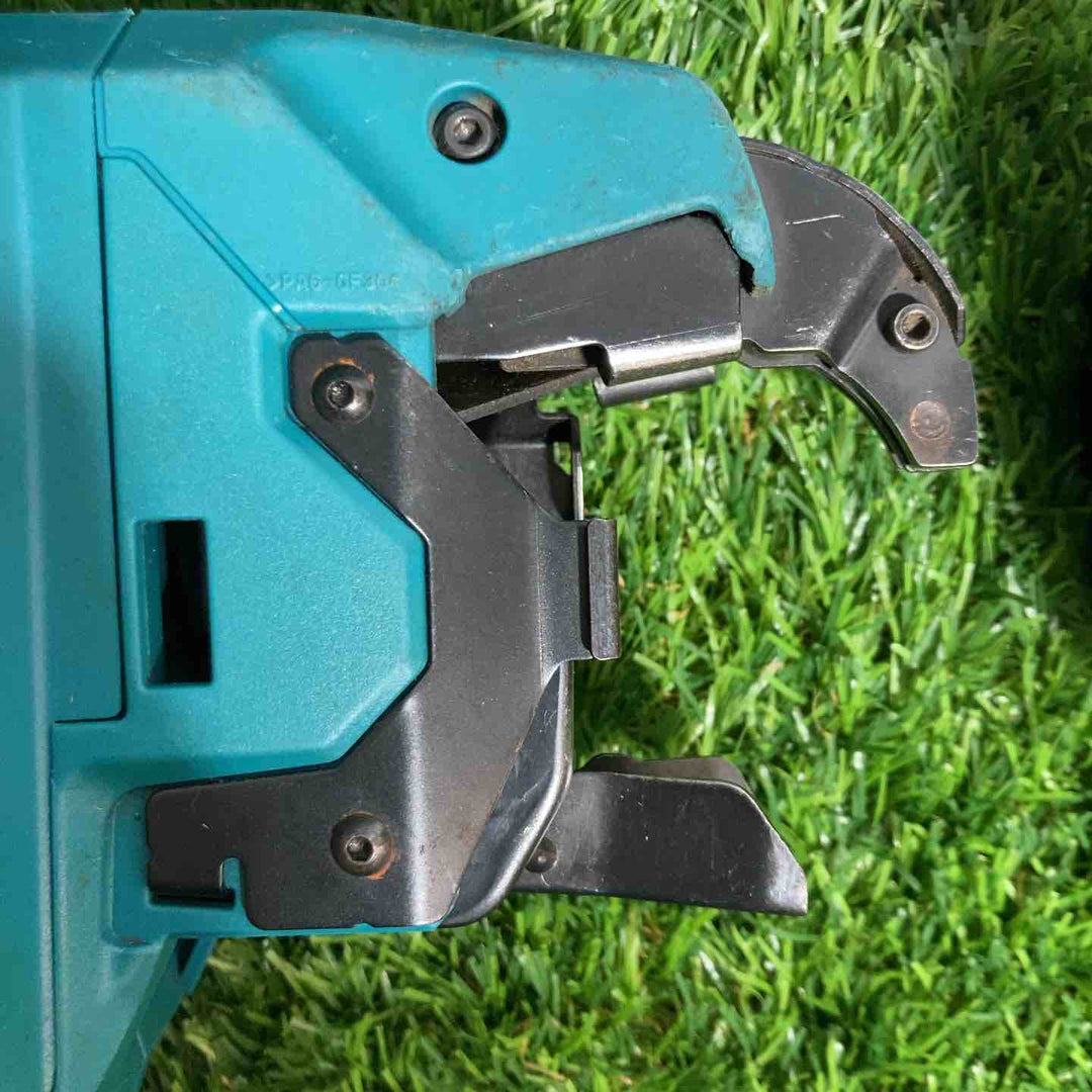 ★マキタ(makita)14.4V/18V コードレス鉄筋結束機 リバータイア TR180DZK 本体＋ケースセット【戸田店】
